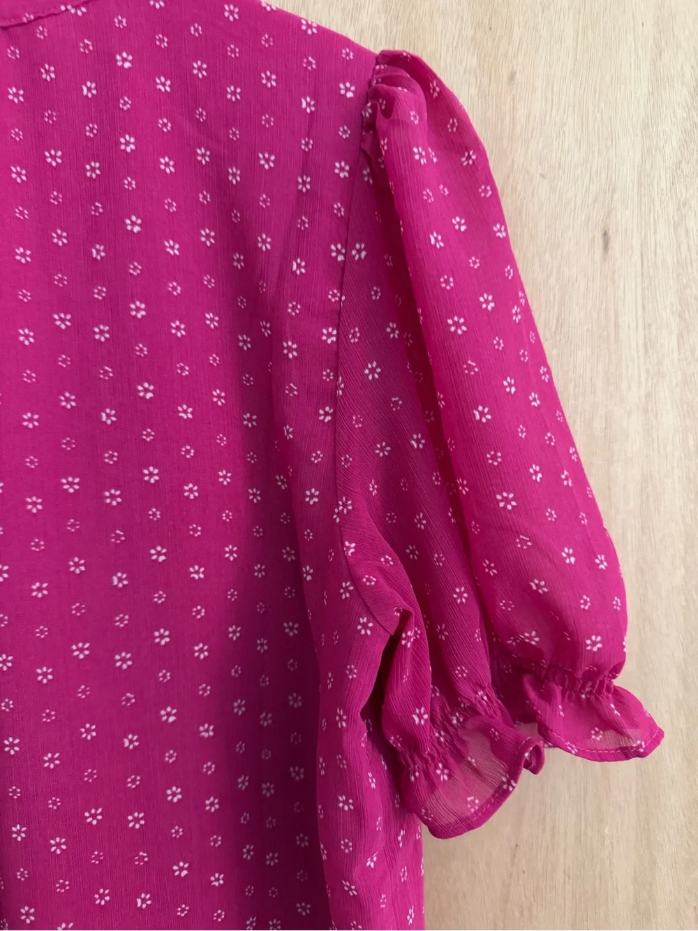 J. Crew Puff Sleeve Ruffle Top Fuschia Pink Floral Blouse